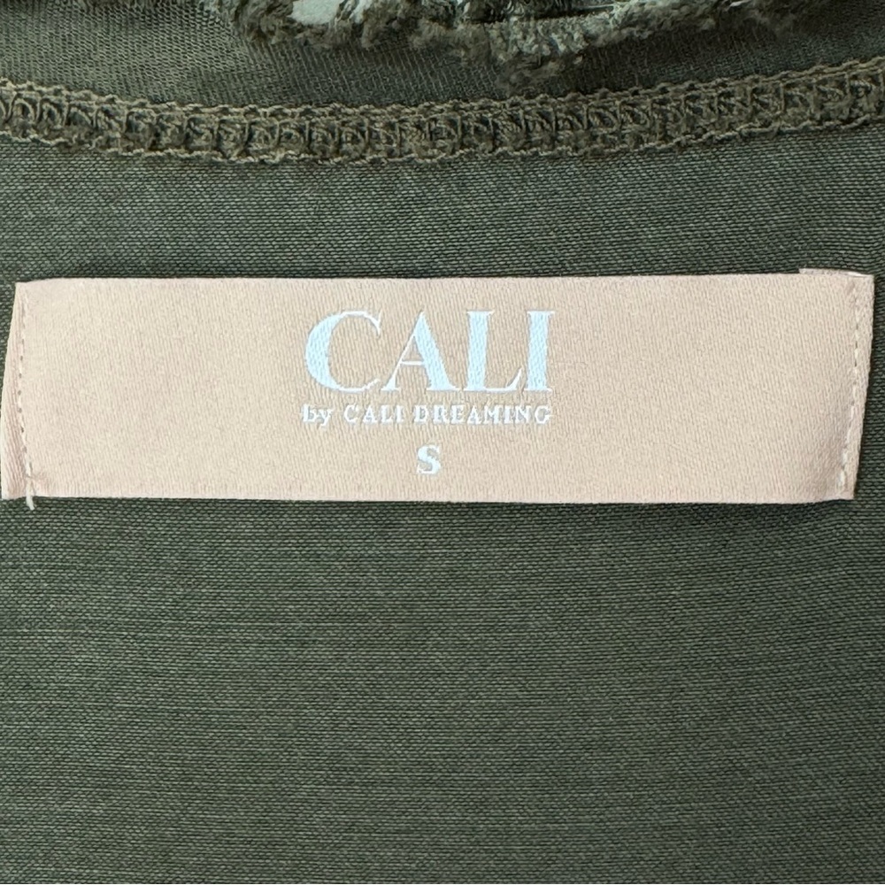 CALI DREAMING James Tee In Olive V-Neck Loose Fit Oversized Cupro Size Small - Picture 2 of 12